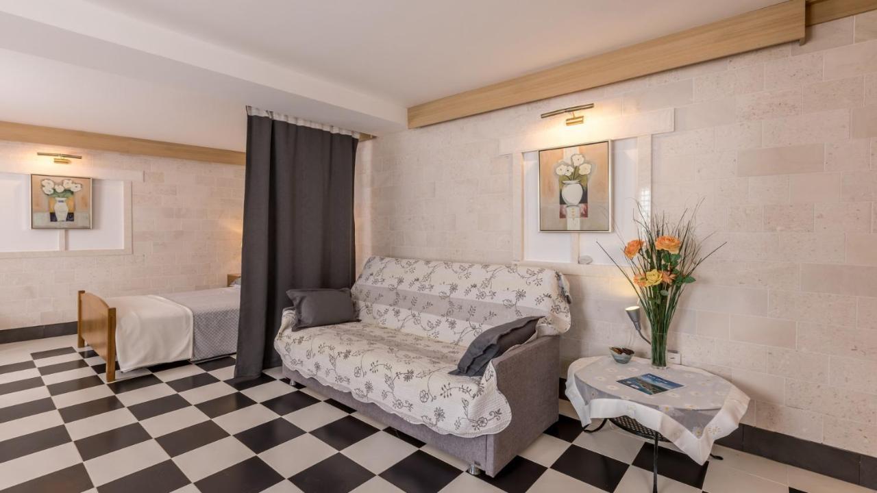 Apartments Katarina Τρογκίρ Εξωτερικό φωτογραφία