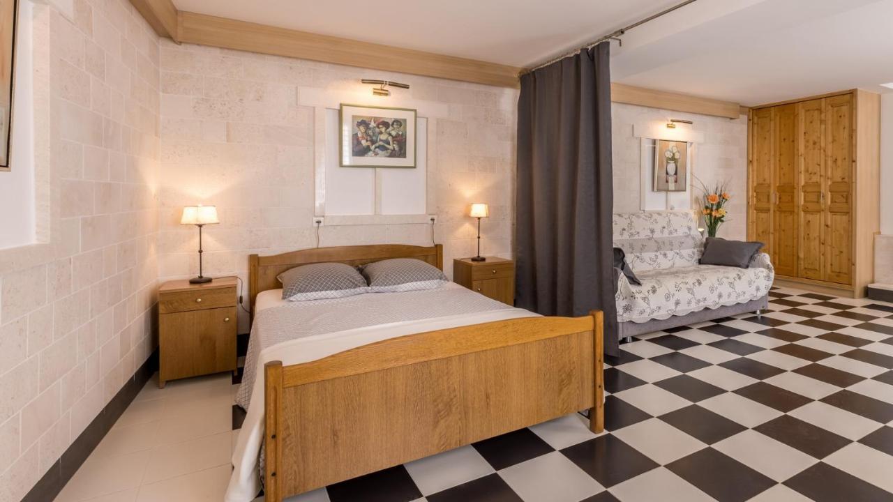 Apartments Katarina Τρογκίρ Εξωτερικό φωτογραφία