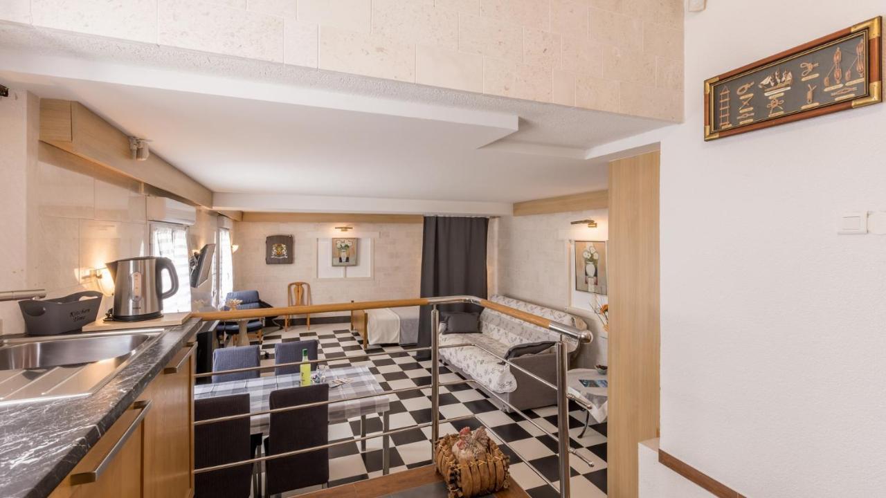 Apartments Katarina Τρογκίρ Εξωτερικό φωτογραφία