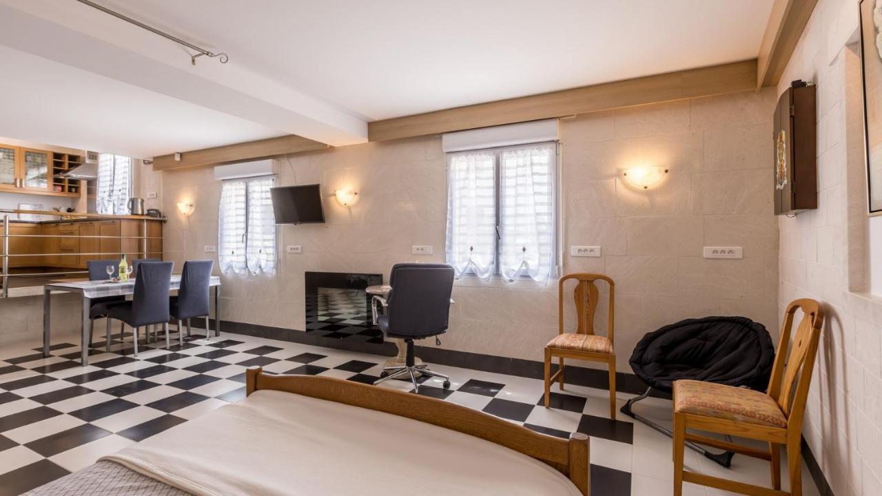 Apartments Katarina Τρογκίρ Εξωτερικό φωτογραφία