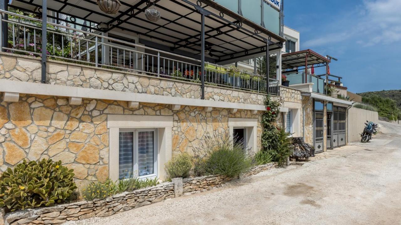 Apartments Katarina Τρογκίρ Εξωτερικό φωτογραφία